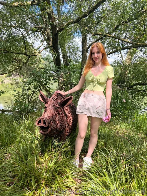 Scarlett Jones