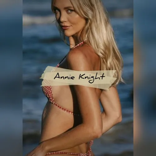 Annie Knight